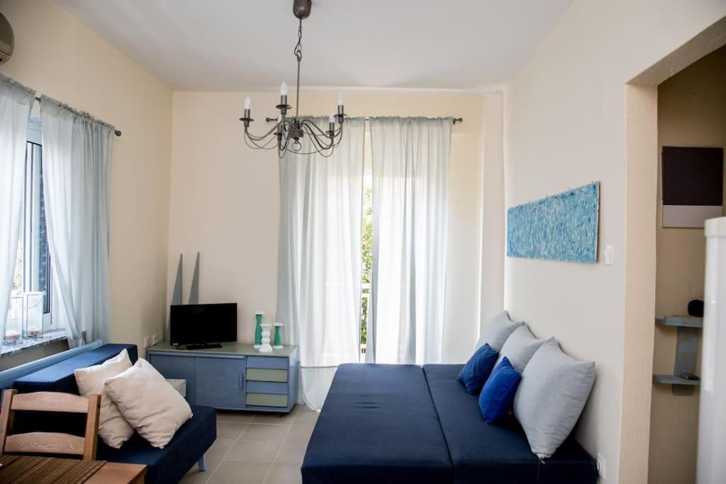 Blue Theros Apartments Paralia Dionysiou Buitenkant foto